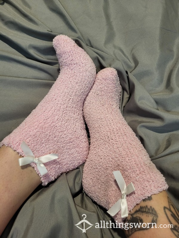 Cute Fluffy Pink Sock With Bow Detail
