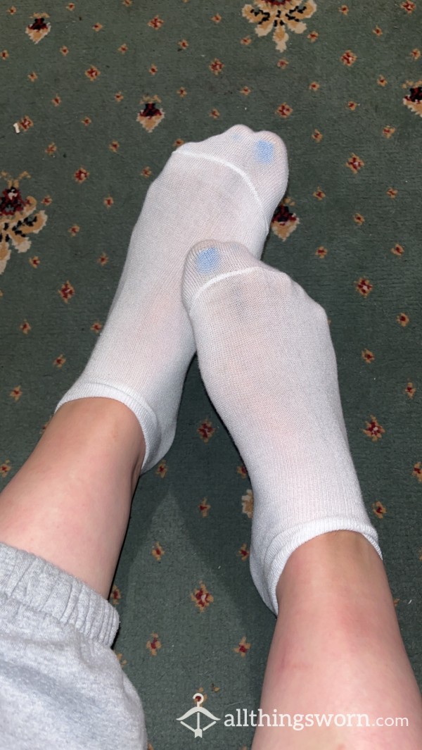 Cute Little White Ankle Socks 😈🩷🤍🩷🤍🩷🤍