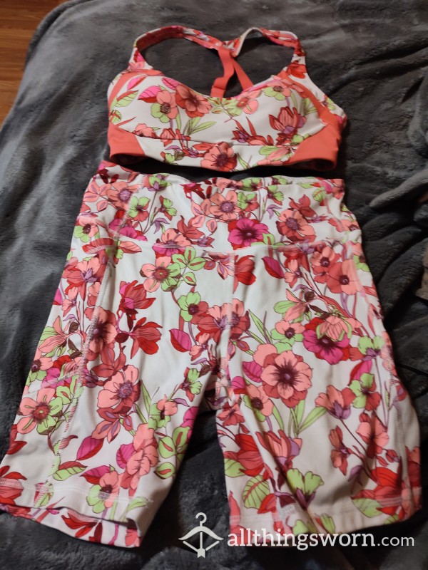 Cute Two Piece Colorful Flower Gym Outfit