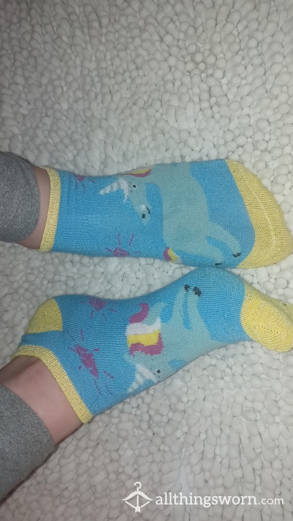 🦄 Cute Unicorn Graphic Ankle Socks
