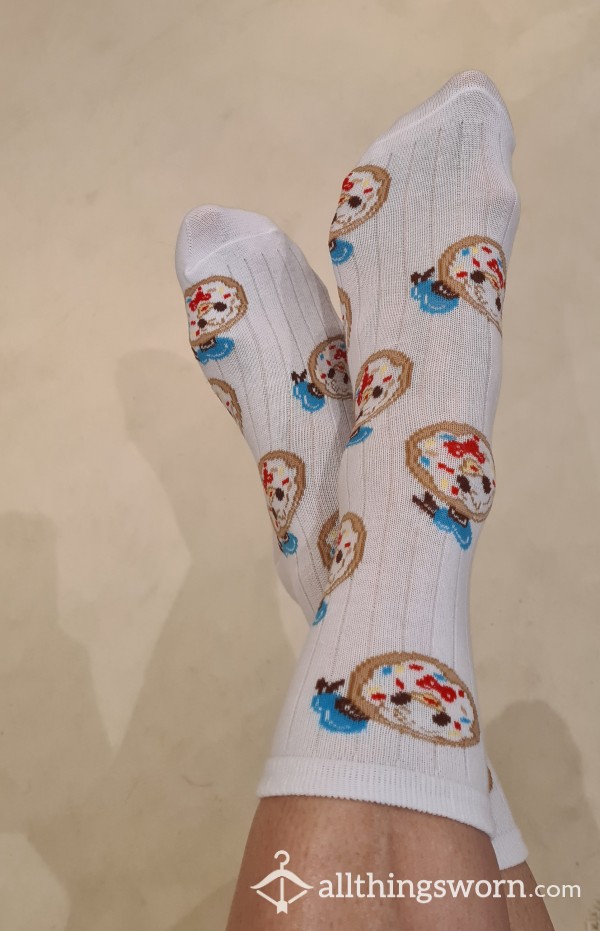 Cute White Ankle Socks With Motif