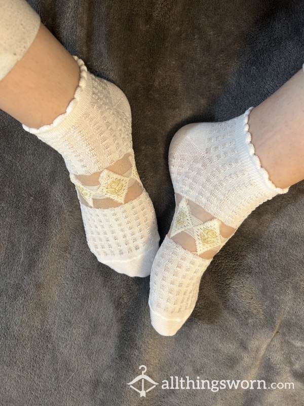 Cute White Socks With Mesh Details 🤍
