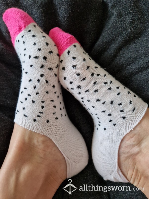 Cute White Spotty Pink Toed Trainer Socks