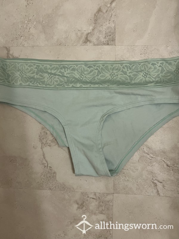 Cyan 2 Lace On Front