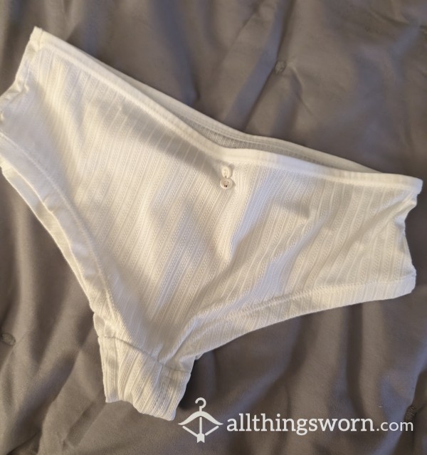 Dainty White Buttoned Panties💞 ***SOLD***