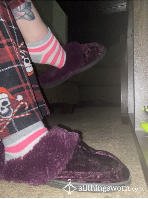Slipper Dangle | Cotton Socks | Cute Feet | Tease