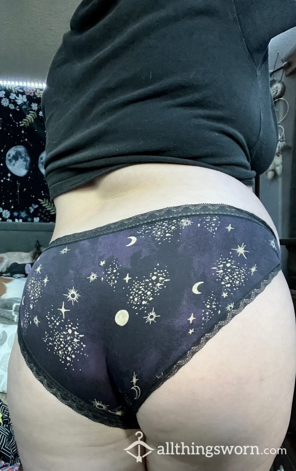 Dark Purple With Stars And Moons Cotton W/ Lace Trim Sz M