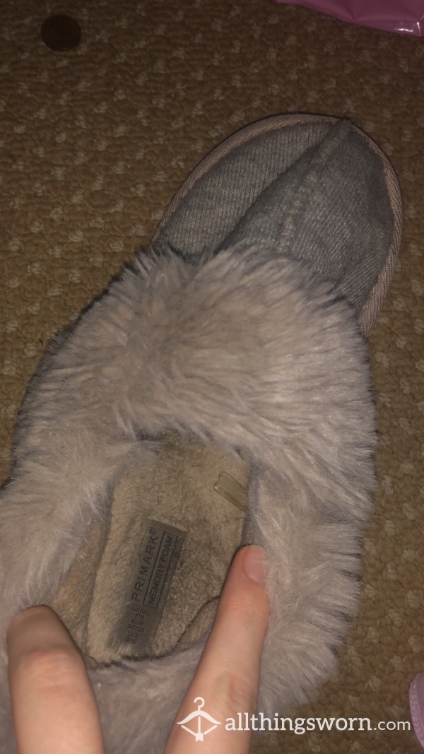 Dirty Boot Beige Slippers