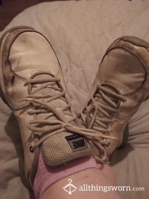 Dirty Dirty Girl Trainers!