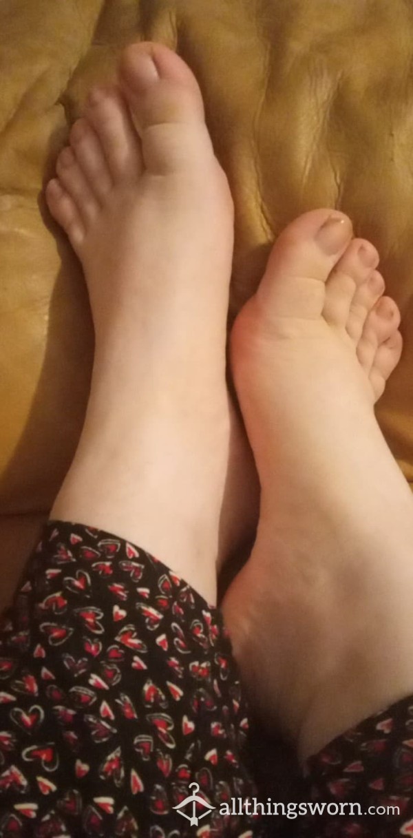 Dirty Feet (10 Pics) Part 2