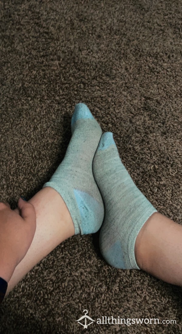 Dirty Gray And Blue Ankle Socks💙