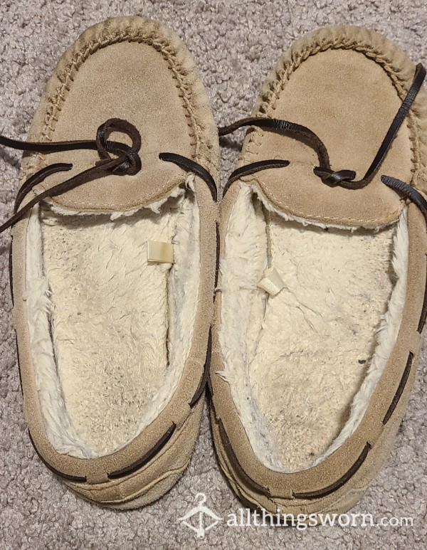 DIRTY House Slippers/Moccasins Size 8