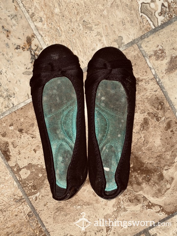 Dirty, Nasty Flats Worn All Over Town For 6 Years