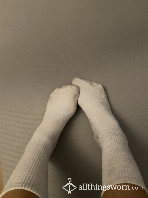 Dirty Plain White Socks