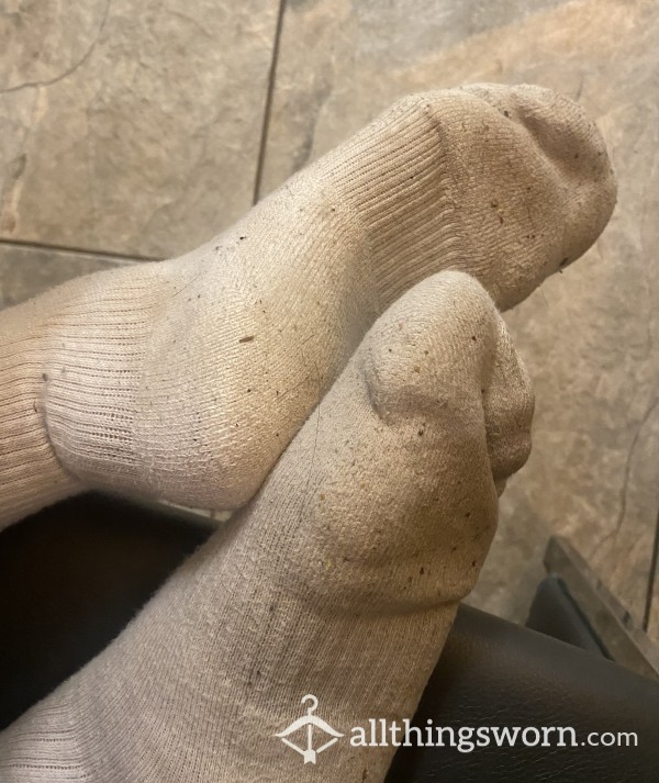 Dirty Smelly White Socks 🧦