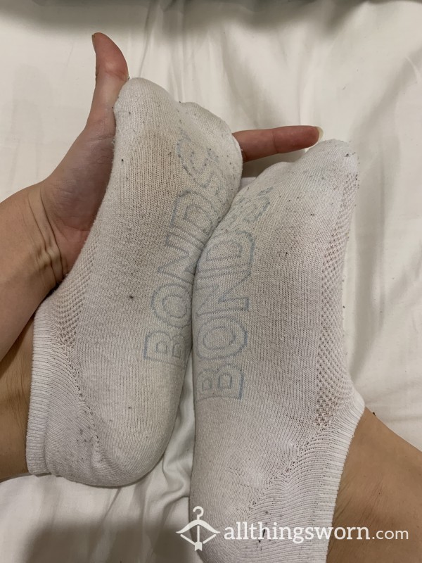 Dirty White Bonds Socks 💙 24hr Wear