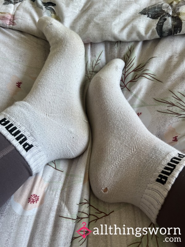 Dirty White Puma Sports Socks 🧦