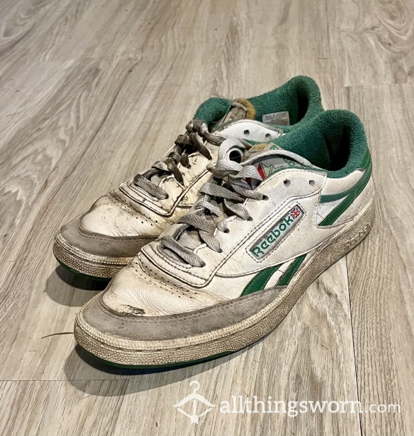 Dirty White Reebok Sneakers With Green Stripes