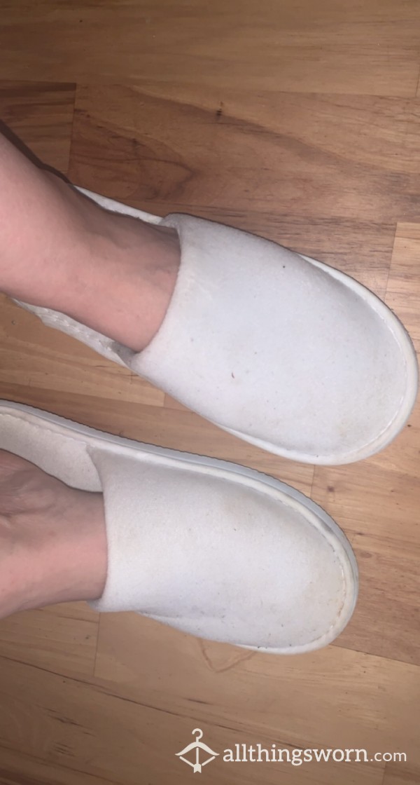 Dirty White Slippers