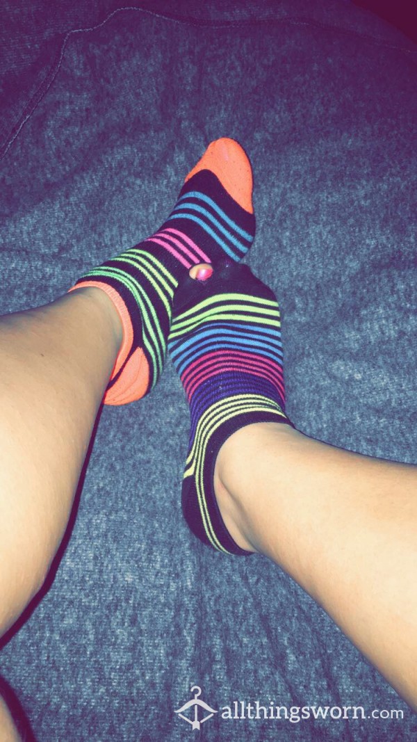 Electric Glow Mis-Matched Striped Socks Size 9 (Glow Under Black Light!!)