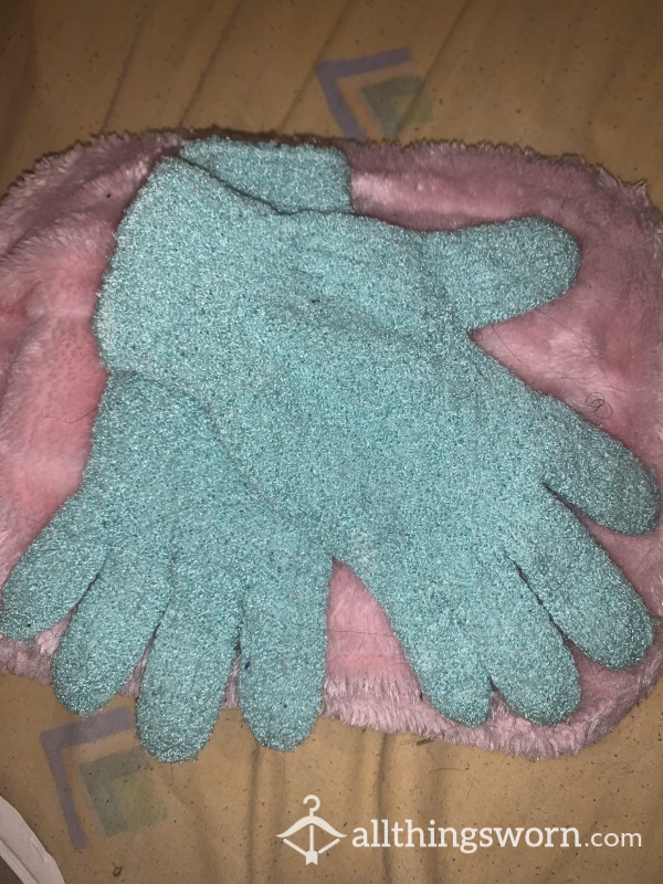 Exfoliating Gloves 🧤 💦