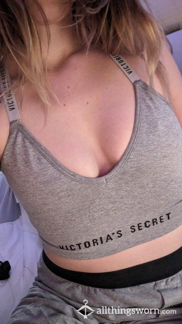 Extended Wear ✨ Very Well Loved Victoria Secret Grey Sports Bra , Criss  Cross Back
