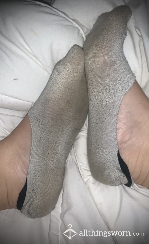 Extra Worn / Dirty No Show Socks