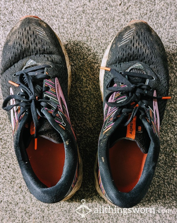 Extremely Well Used Brooks Running Trainers