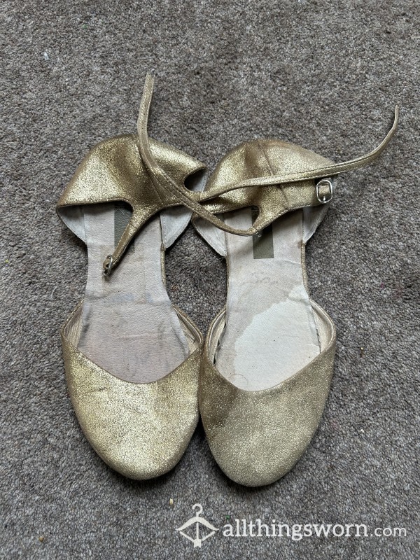 Extremely Well- Worn Golden Sparkly Flats!