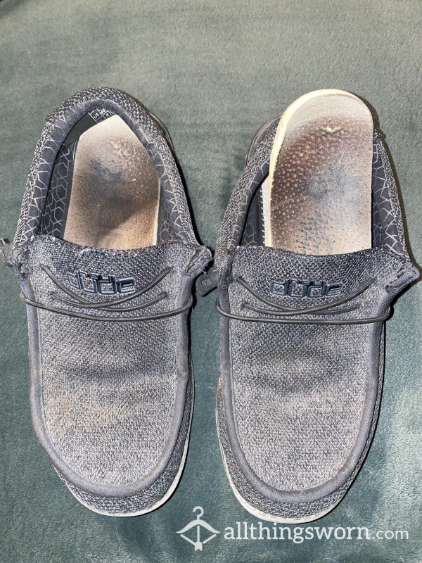 Buy Extremely Well Worn Hey Dudes