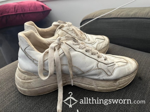 Extremely Well Worn Steve Madden White Leather Sneakers Xx