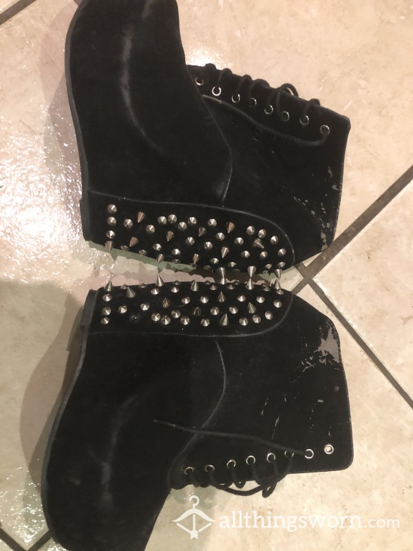 Extremely Worn Hidden Heel Spiked Ankle Boots