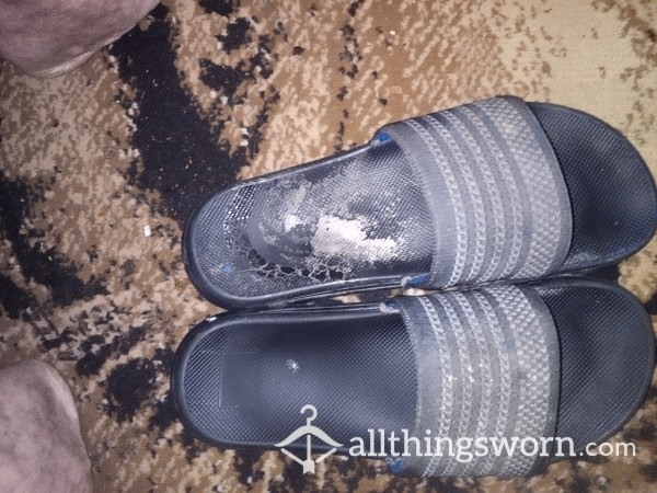 Extremely Worn Slip On Flats