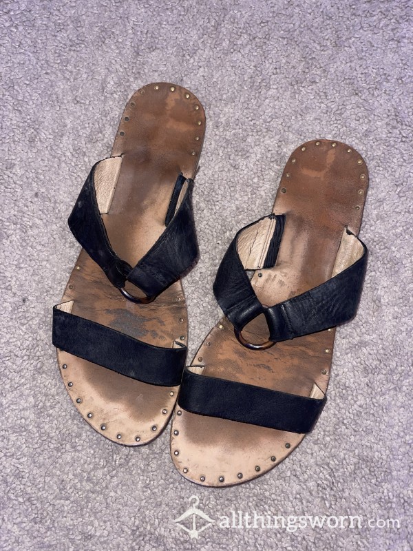 Extremely Worn/smelly Sandals