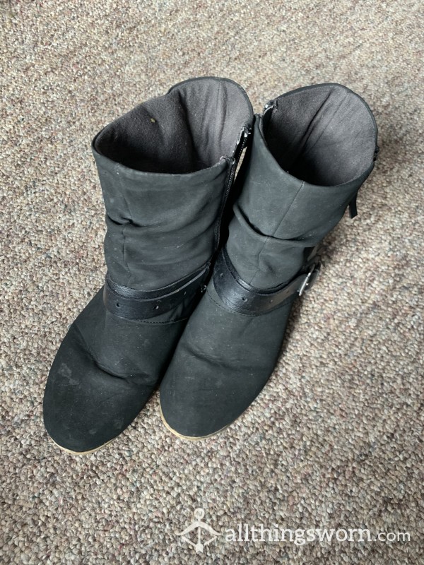 🥰Favorite Black Boots