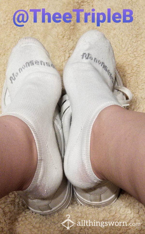 Favorite White Ankle Socks - Well Worn