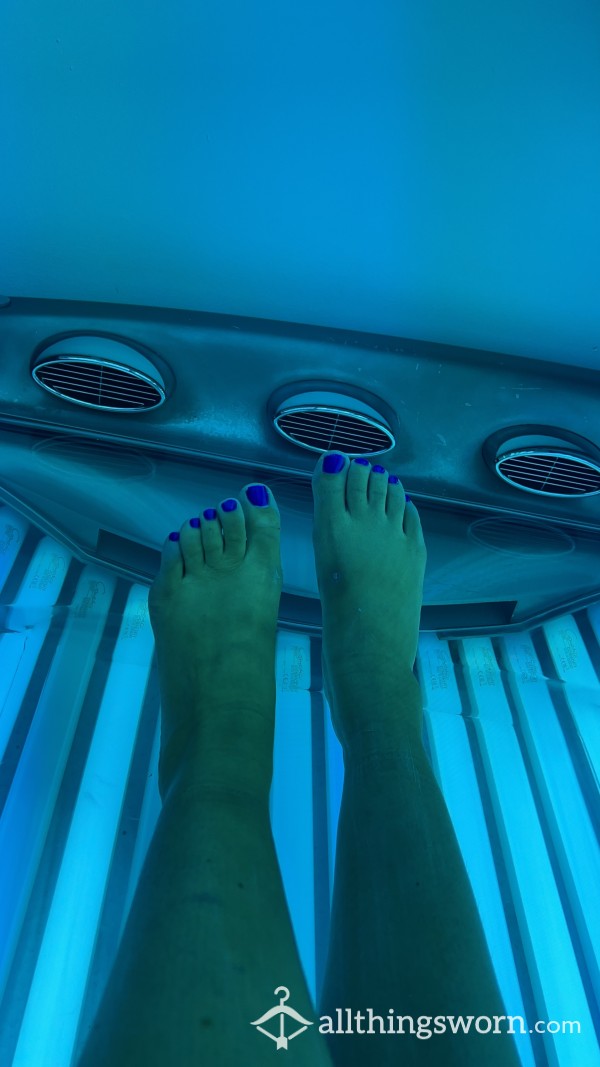 Feet Getting A Tan 🌞