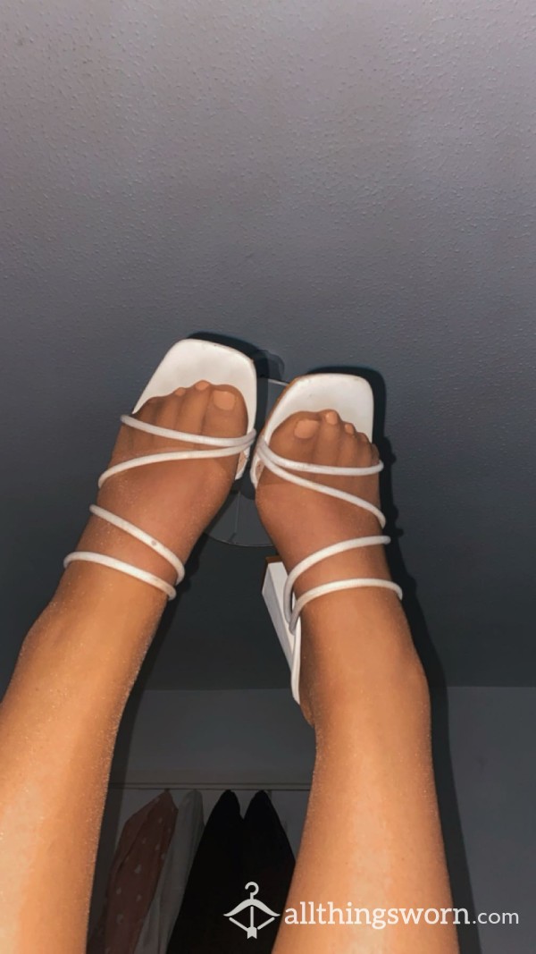 Feet In Nylon Tights & Heels