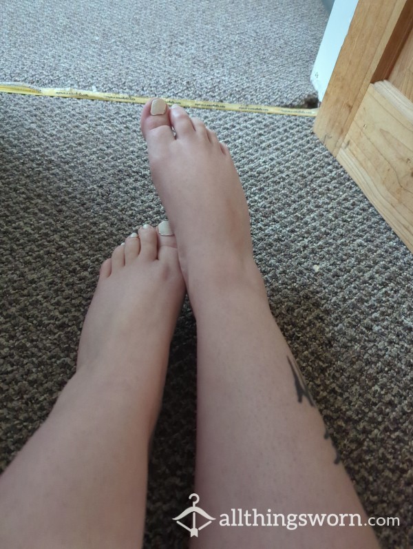 SALE - Feet Photos! Requests Optional