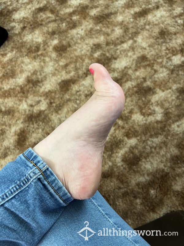 Feet Pics - Barefoot