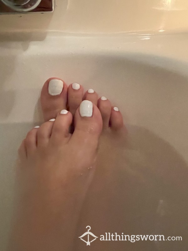 Feet Pics In The Tub