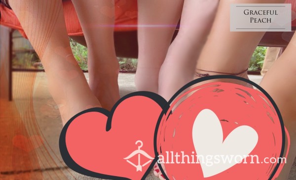 Gallery - Feet Play With My Girlfriends 🦶🏻😈 - $5