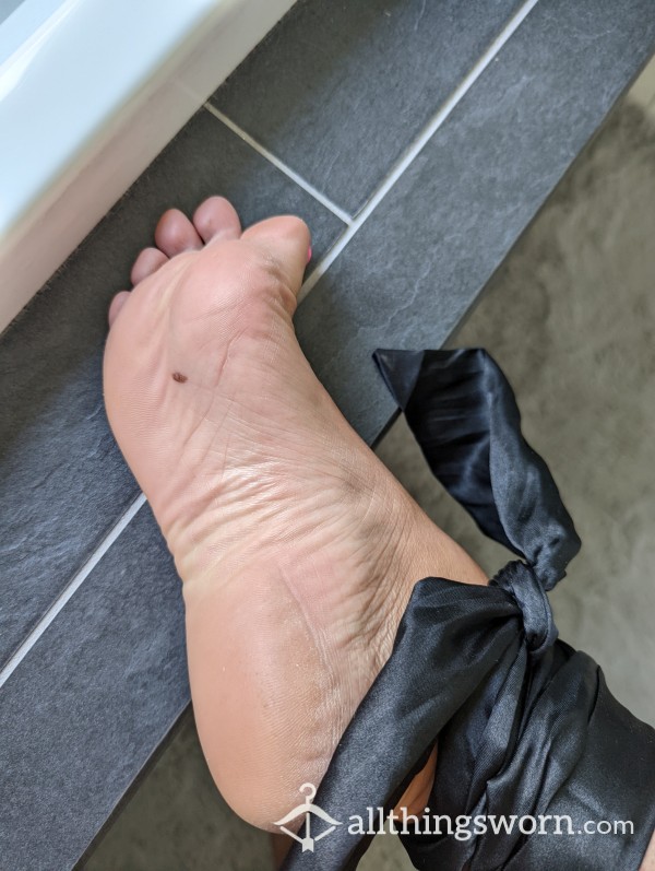Feet Tied With Satin Ribbon 💋