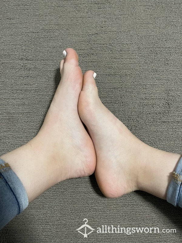 Feet Videos And Photo Sets