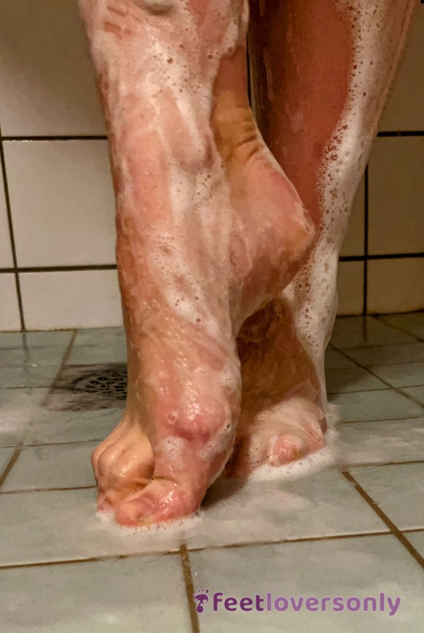 Feet’s In The Shower Covered In Soap, It’s Time To Get These Feet Clean!