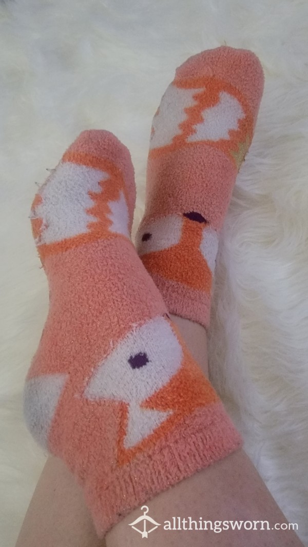 Filthy Old Fuzzy Fox Slipper Socks Dirty And Well Worn Size 6 Feet