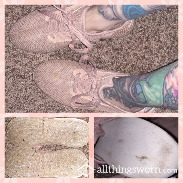 REDUCED! 💲 Filthy Old Pink Running Sneakers - Size 7