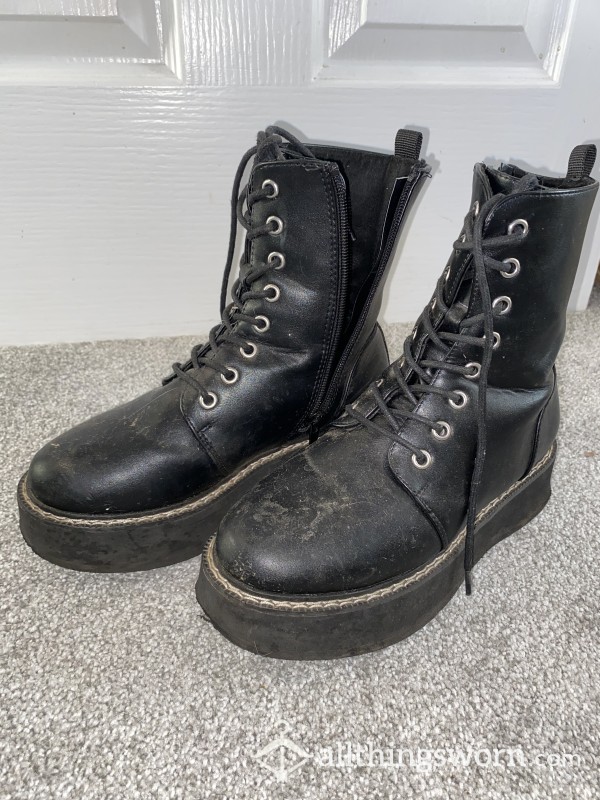 Filthy Smelly Combat Boots 🥾  UK 3