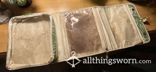 Filthy, Well-used Well-loved Ecobeauty Cosmetic Bag. Let’s Fill It With Some Goodies!