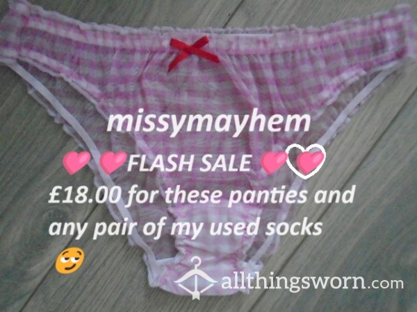 ⭐⭐FLASH SALE ⭐⭐These Panties And Any Pair Of My Used Socks £18.00🥰